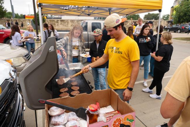 Tailgate 5 (1)
